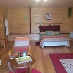 Bed & Breakfast Domaine Du Val De Soux 3*