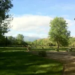 Bed & Breakfast Domaine Du Val De Soux 3*