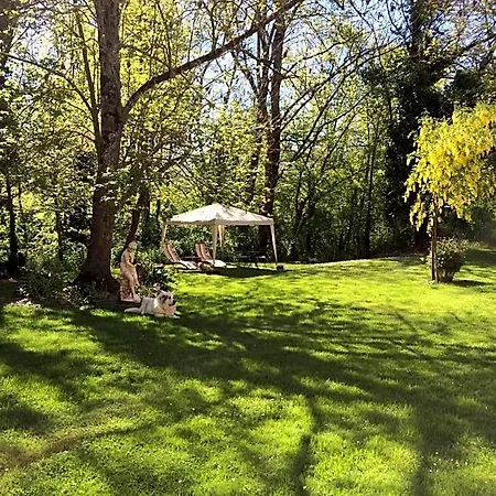 Domaine Du Val De Soux Couette-café